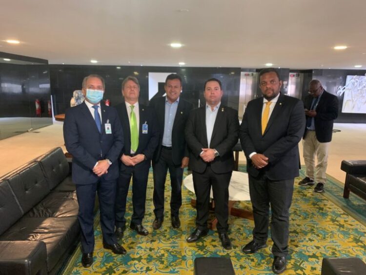 A convite de Bolsonaro, Cel David e Rodolfo Nogueira participam de reunião com caminhoneiros em Brasília