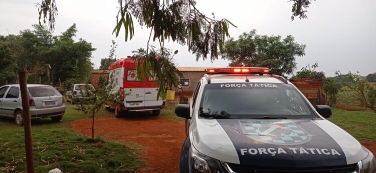 Homem é preso depois de golpear esposa na cabeça com machado em Dourados