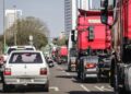 Manifestações pró-Bolsonaro “travam” Afonso Pena com carros e caminhões neste feriado na Capital