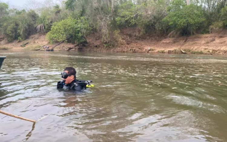 Homem morre na frente da família ao tentar atravessar de volta Rio Miranda