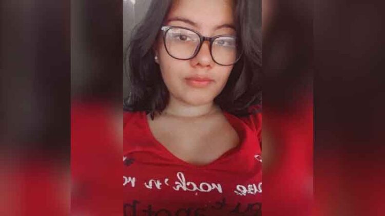 Jovem de 19 anos em moto morre ao bater em caçamba no Portal Caiobá