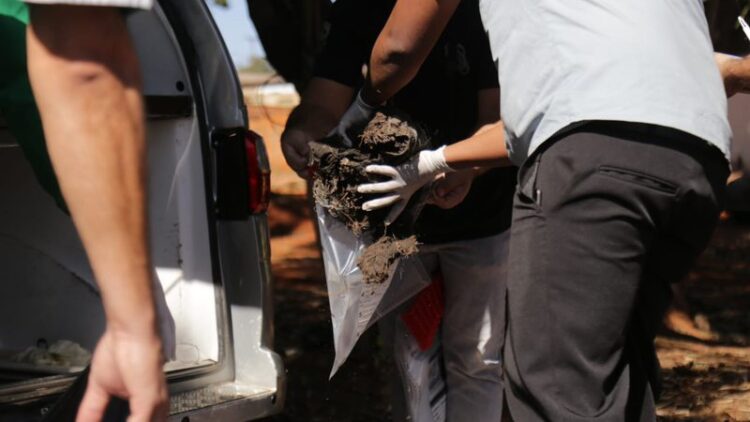 Identificada ossada humana encontrada em cemitério clandestino no Santo Eugênio