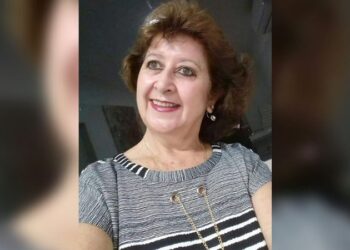 Psicóloga é encontrada morta em quarto de motel em meio a poça de sangue