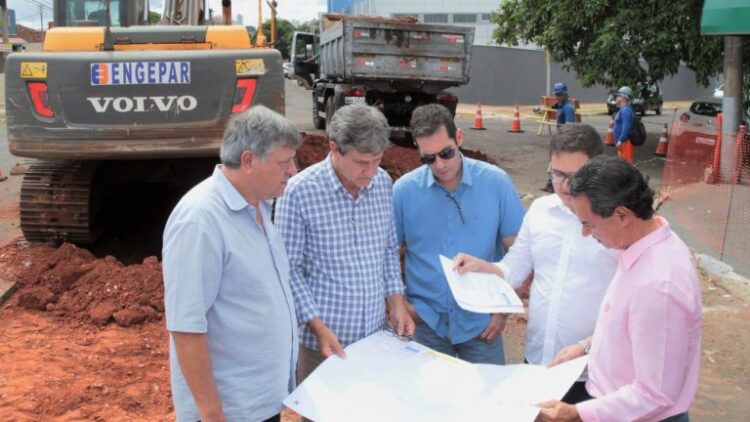 Em Brasília, Marquinhos solicita recursos para reativar Ferrovia e viabilizar Porto Seco