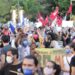 Logo após protestos de cedo, manifestantes contra Bolsonaro lotam Praça Ary Coelho na Capital