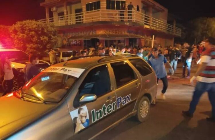 Jovem é morto a tiros de pistola em comício fora de época em cidade de MS