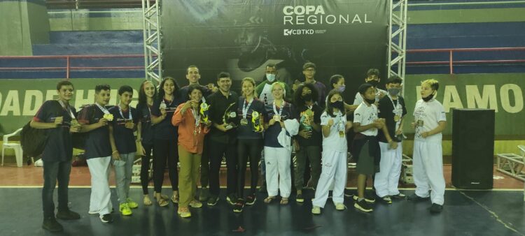 Taekwondo de MS traz 18 medalhas da Copa Regional Centro-Oeste e termina em 3º