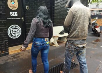 Casal que matou homem a golpes de faca e pedras em aldeia confessa crime na delegacia