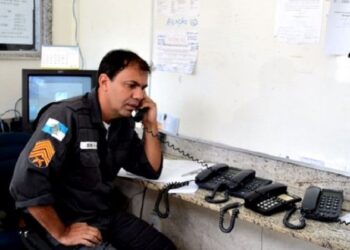 Homem compra droga no PIX, leva calote de traficante e liga para polícia para reclamar