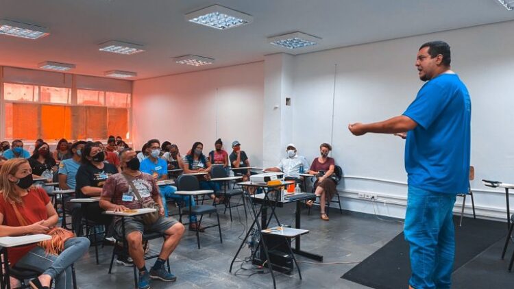 Prefeitura da Capital abre nova turma para curso gratuito de assistente administrativo