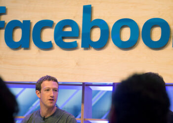 Facebook Papers: conteúdos sobre política são a maior fonte de fake news da rede de Zuckerberg no Brasil