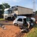 Condutora de Celta bate de frente com caminhão na Guaicurus, não resiste e morre