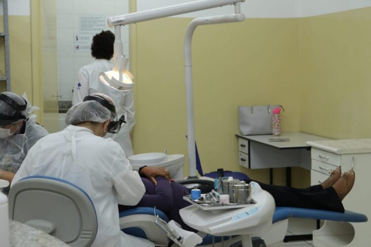 Centro odontológico do Nova Bahia passa por revitalização completa e recebe mobiliário e equipamentos