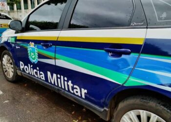 “Vaga**nda, fica rebolando”: Homem quebra muro de casa para estuprar mãe e filha menor