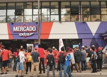 Supermercados são ocupados em nove estados. É o “Natal Sem Fome”