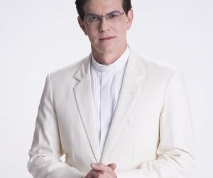 Padre Reginaldo Manzotti explica o autêntico significado dos símbolos natalinos