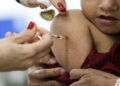 MS autoriza municípios a vacinarem crianças contra a Covid-19 sem exigência de pedido médico