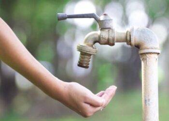 População do Caiobá e Vila Fernanda alegam transtornos com “vai e vem” de água na Capital