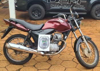 Ladrão que fazia vários assaltos na Capital com arma de brinquedo é preso com moto