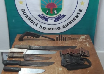 Homem mata cão do vizinho a golpes de faca e joga no rio: “perturbava muito”