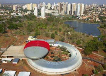 No RJ, Governo de MS busca solução para o Aquário do Pantanal e fábrica de fertilizantes UFN3