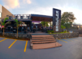 Capital ganha espaço que funciona como Beer Park na principal avenida da cidade