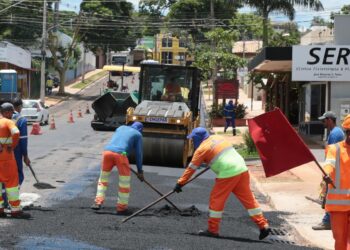 Prefeitura recapeia final da José Antônio Pereira: “Futuro Corredor Gastronômico” da Capital
