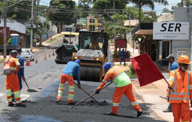 Prefeitura recapeia final da José Antônio Pereira: “Futuro Corredor Gastronômico” da Capital