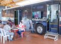Busão da Vacina chega na grande Moreninhas com recorde de atendimentos na Capital