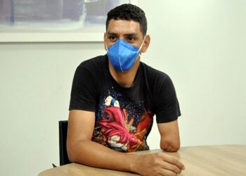 “Até chorei de emoção!”, disse Leonardo que terá “de volta” o braço com ajuda do Programa Centelha
