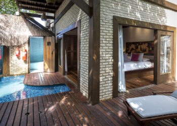 Booking.com compartilha 6 acomodações dos sonhos com piscinas privativas no quarto