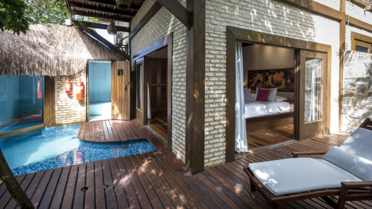 Booking.com compartilha 6 acomodações dos sonhos com piscinas privativas no quarto