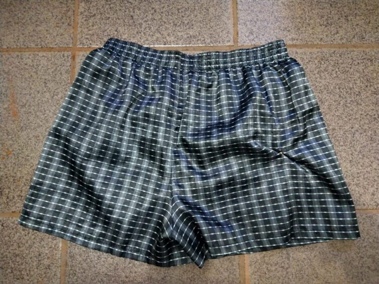 Só de samba canção, homem pula janela e tenta estuprar vizinha de 18 anos em casa