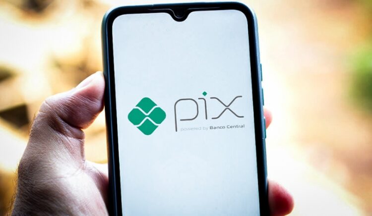 Golpes com uso do PIX se popularizam entre criminosos virtuais