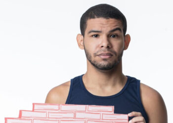 BBB22: Após participação decepcionante, Viny é eliminado com 55,87%