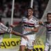 São Paulo vence Palmeiras por 3 a 1 e sai com vantagem na primeira final do Paulista
