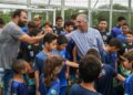 Reinaldo Azambuja entrega primeira arena esportiva do MS Bom de Bola no interior