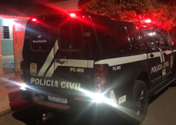 Mulher foge de estupro e percorre 2km para pedir ajuda; o estuprador era namorado e está preso