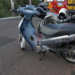 Motociclista tem pescoço cortado por linha de cerol, desmaia e é levada em estado grave para hospital