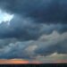 Sábado com previsão de chuva e temperaturas máximas abaixo de 30°C