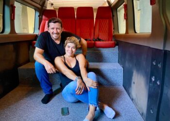 Jornalista monta PodCast dentro de Van e vai percorrer o MS entrevistando pessoas