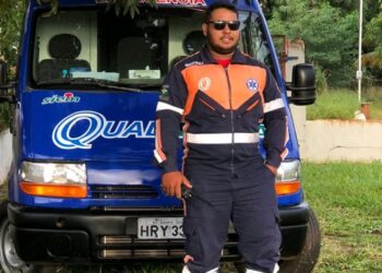 De folga, socorrista salva motociclista que havia se envolvido em colisão na Capital