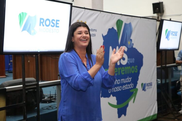 Em 5 cidades da Costa Leste, Rose busca subsídios para Plano de Governo e presta conta do mandato na Câmara