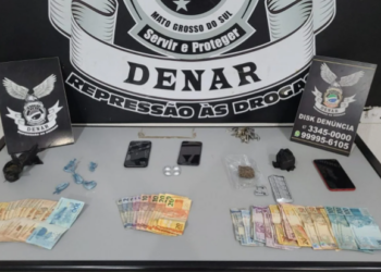 Homens são presos vendendo remédios abortivos em frente ao Camelódromo da Capital