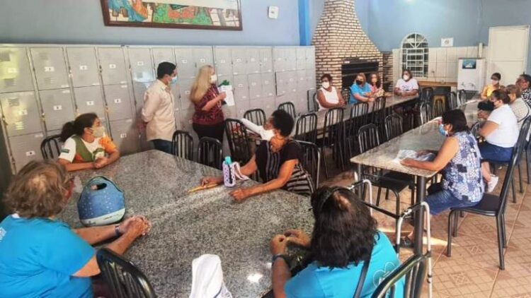 Escola do empreendedorismo capacita população e incentiva abertura de novos negócios