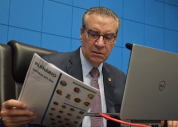 Deputados apresentam Moção de Congratulação aos jornalistas de MS