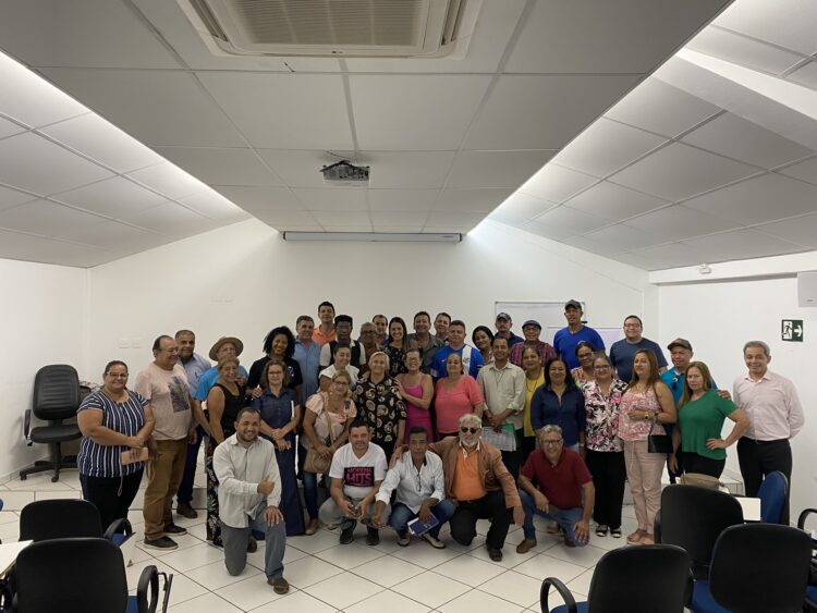 Programa Afluentes da Águas Guariroba se reúne com lideranças de bairros da Capital