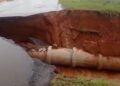 Governo de MS envia equipe para restaurar bueiro destruído pela chuva na MS-180