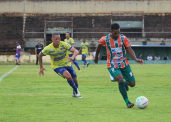 Naviraiense goleia e toma a liderança do Operário no hexagonal final