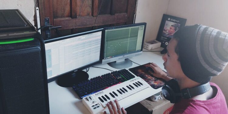 Produtor de Trap e Funk da Capital se destaca em plataformas digitais e pela humildade